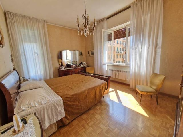 Appartamento in vendita a Genova GE