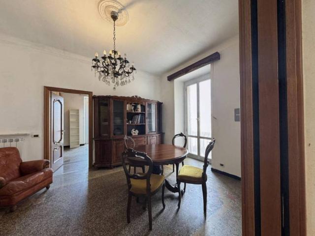 Appartamento in vendita a Genova GE