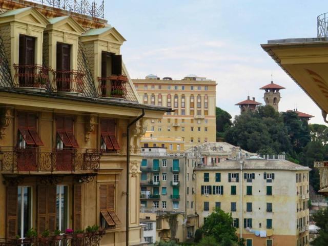 Appartamento in vendita a Genova GE
