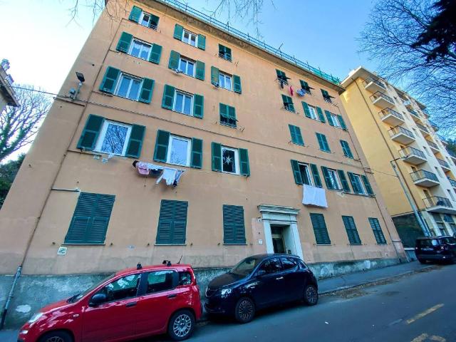 Appartamento in vendita a Genova GE