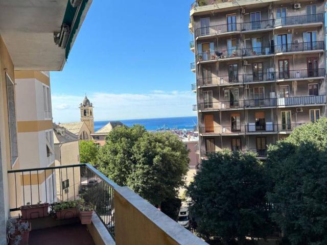 Appartamento in vendita a Genova GE