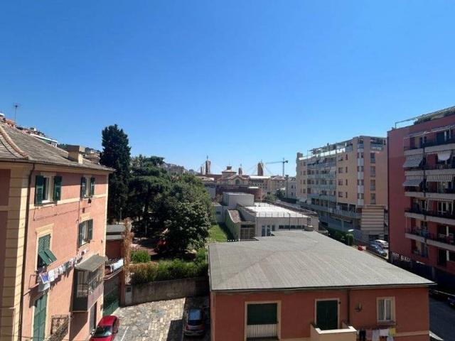 Appartamento in vendita a Genova GE
