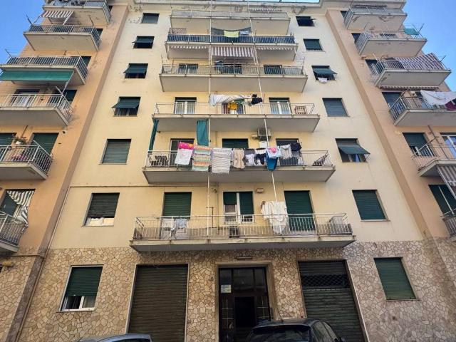Appartamento in vendita a Genova GE