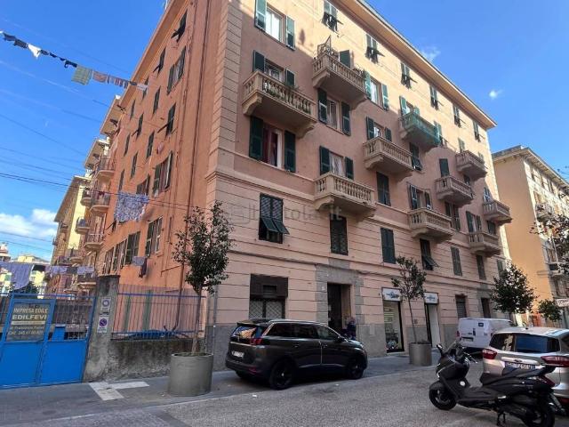 Appartamento in vendita a Genova GE