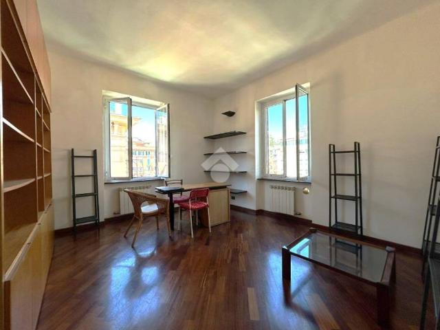 Appartamento in vendita a Genova GE