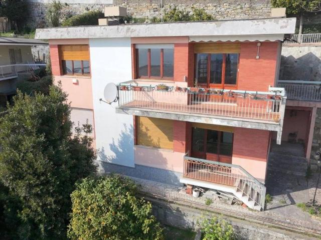 Appartamento in vendita a Genova GE