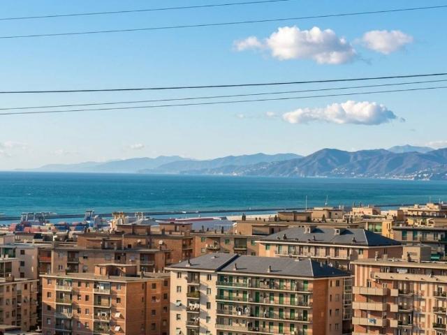 Appartamento in vendita a Genova GE