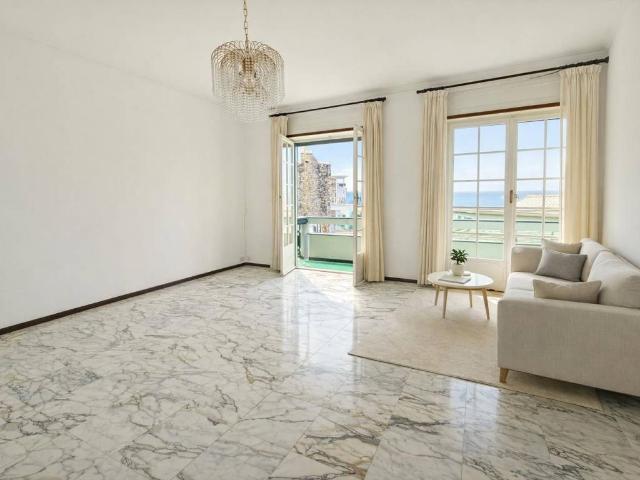 Appartamento in vendita a Genova GE