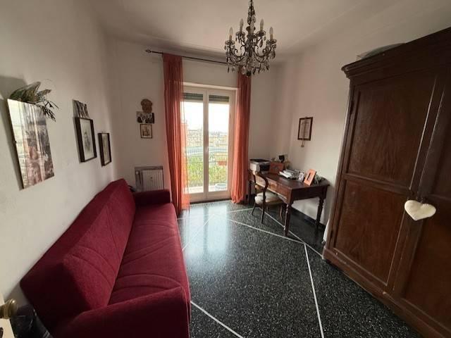 Appartamento in vendita a Genova GE
