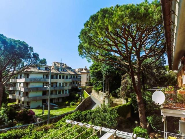 Appartamento in vendita a Genova GE