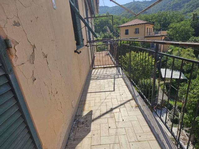 Appartamento in vendita a Genova GE