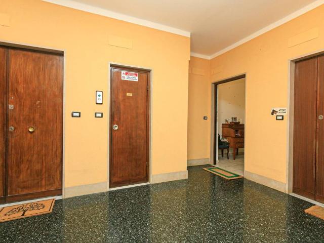 Appartamento in vendita a Genova GE