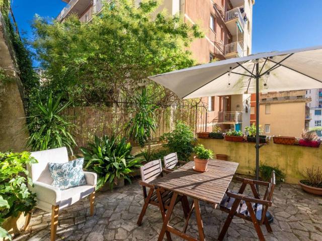 Appartamento in vendita a Genova GE