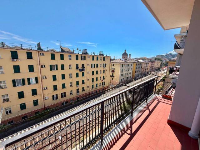 Appartamento in vendita a Genova GE