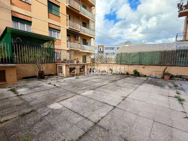Appartamento in vendita a Genova GE