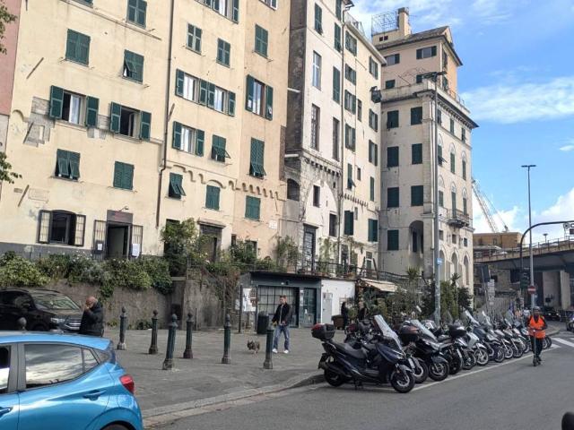 Appartamento in vendita a Genova GE