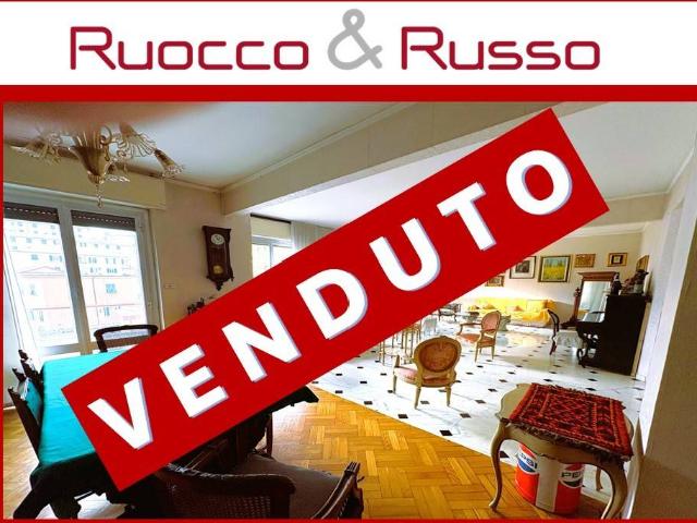 Appartamento in vendita a Genova GE