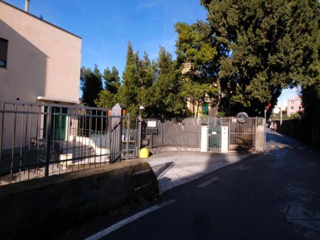 Appartamento in vendita a Genova GE