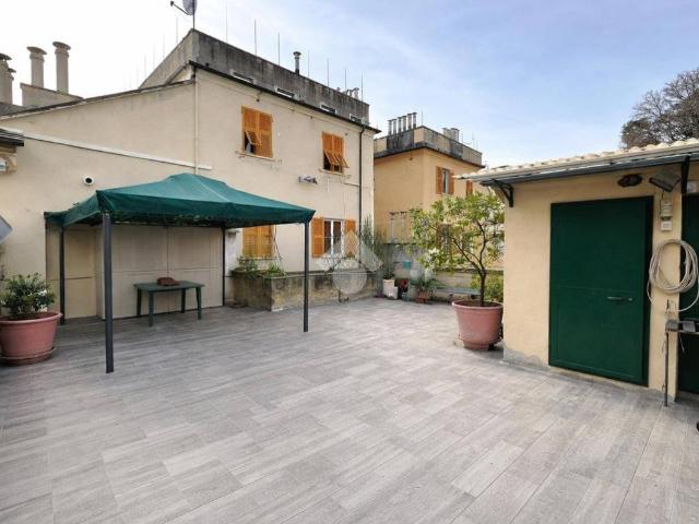 Appartamento in vendita a Genova GE