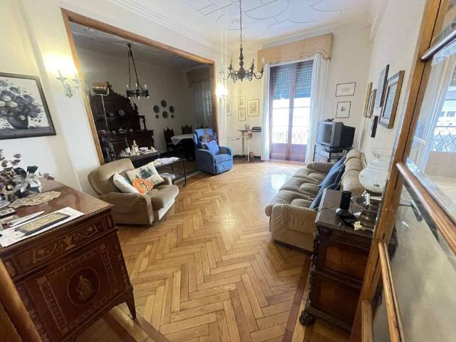 Appartamento in vendita a Genova GE