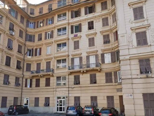 Appartamento in vendita a Genova GE