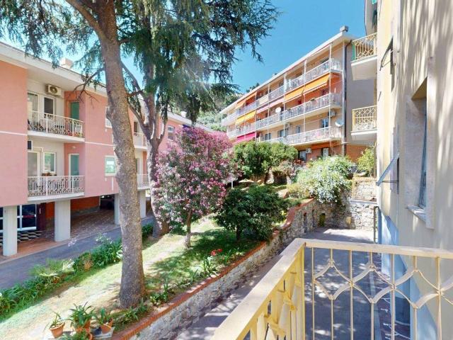 Appartamento in vendita a Genova GE