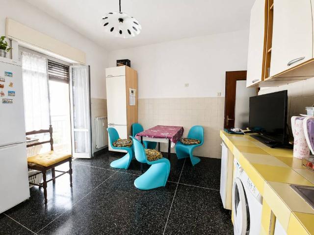 Appartamento in vendita a Genova GE