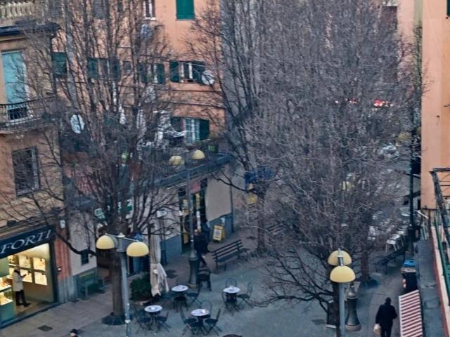 Appartamento in vendita a Genova GE
