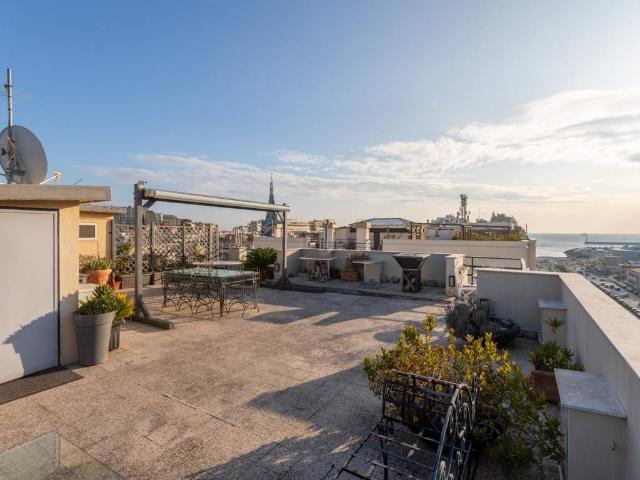 Appartamento in vendita a Genova GE