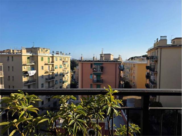 Appartamento in vendita a Genova GE