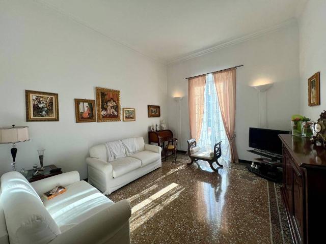 Appartamento in vendita a Genova GE