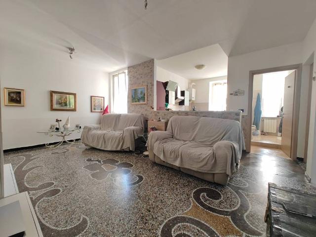Appartamento in vendita a Genova GE