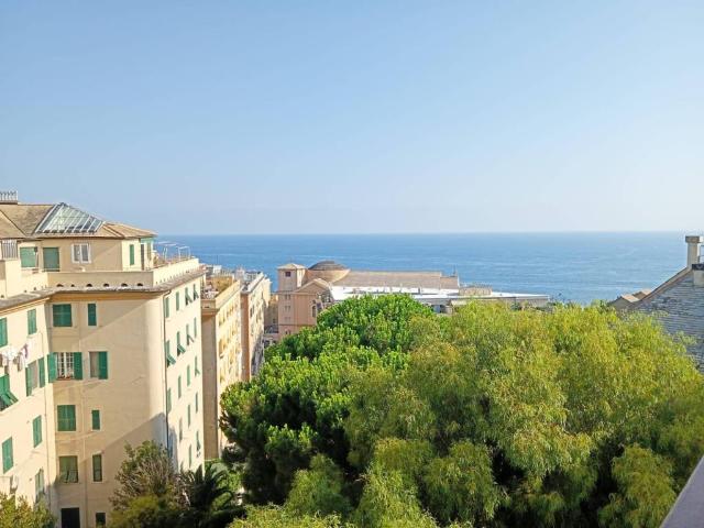 Appartamento in vendita a Genova GE