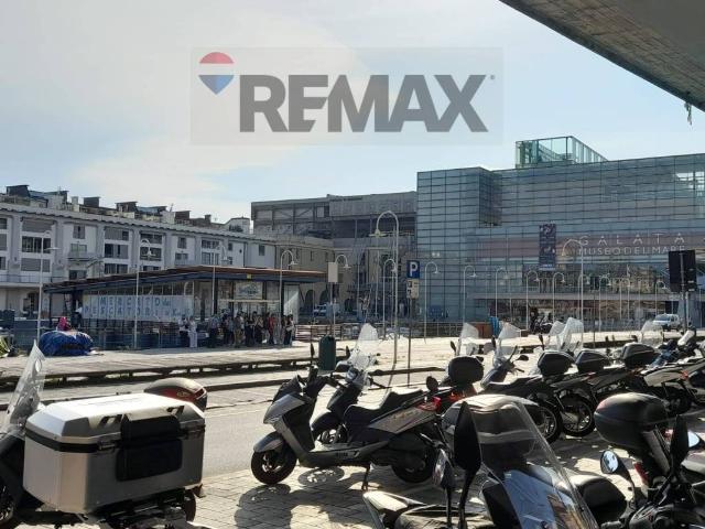 Appartamento in vendita a Genova GE