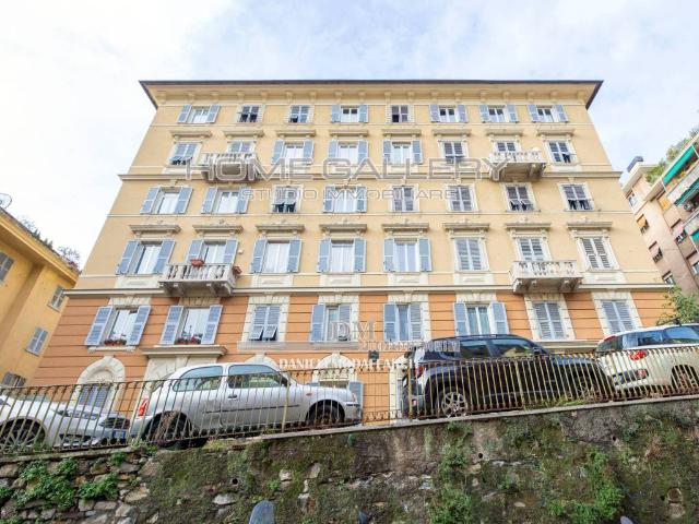 Appartamento in vendita a Genova GE