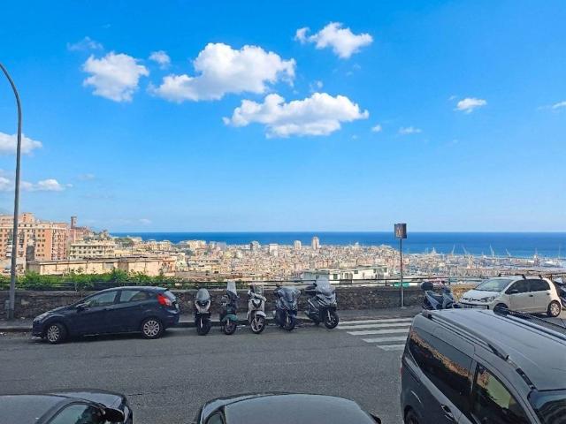 Appartamento in vendita a Genova GE
