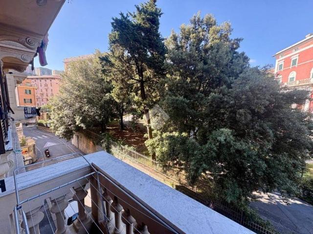 Appartamento in vendita a Genova GE