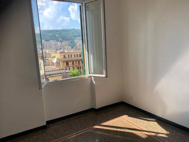 Appartamento in vendita a Genova GE