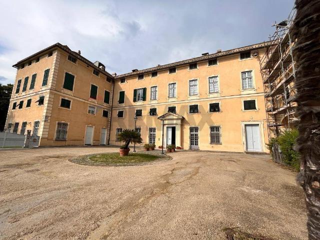Appartamento in vendita a Genova GE