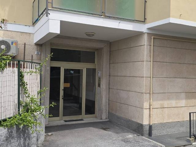Appartamento in vendita a Genova GE