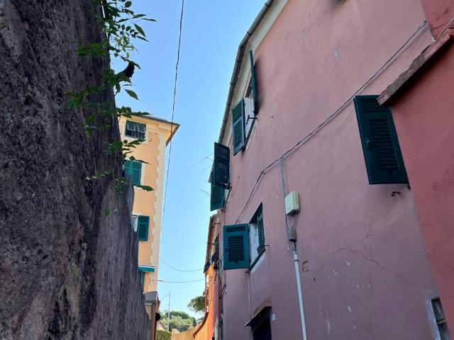 Appartamento in vendita a Genova GE