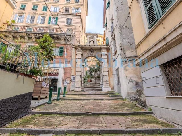 Appartamento in vendita a Genova GE