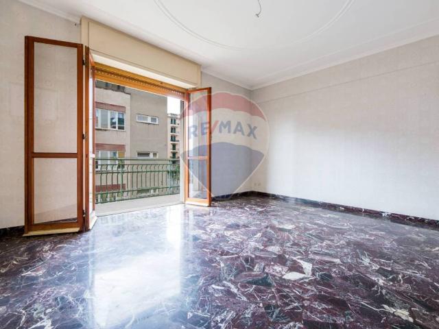 Appartamento in vendita a Genova GE