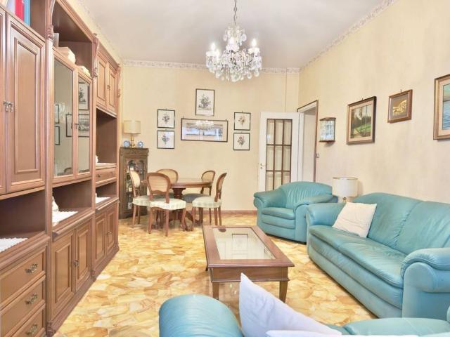 Appartamento in vendita a Genova GE