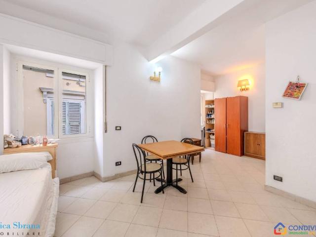 Appartamento in vendita a Genova GE