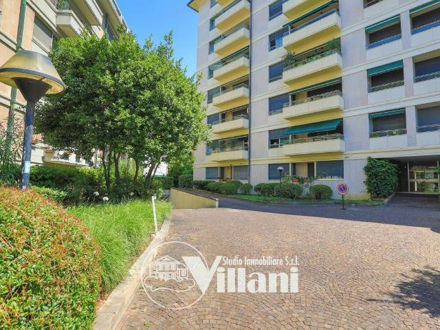 Appartamento in vendita a Genova GE