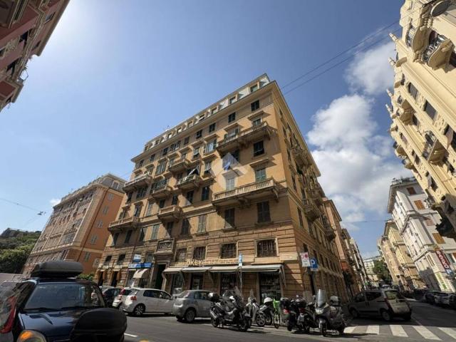 Appartamento in vendita a Genova GE