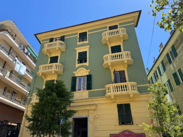 Appartamento in vendita a Genova GE
