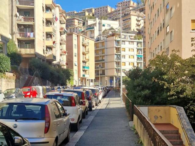 Appartamento in vendita a Genova GE