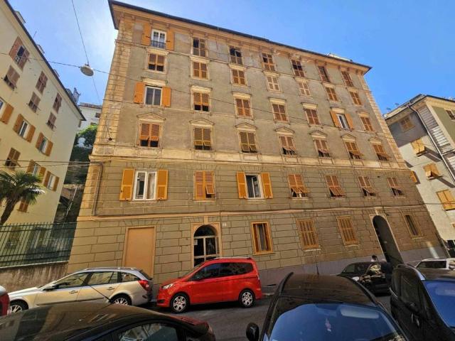 Appartamento in vendita a Genova GE